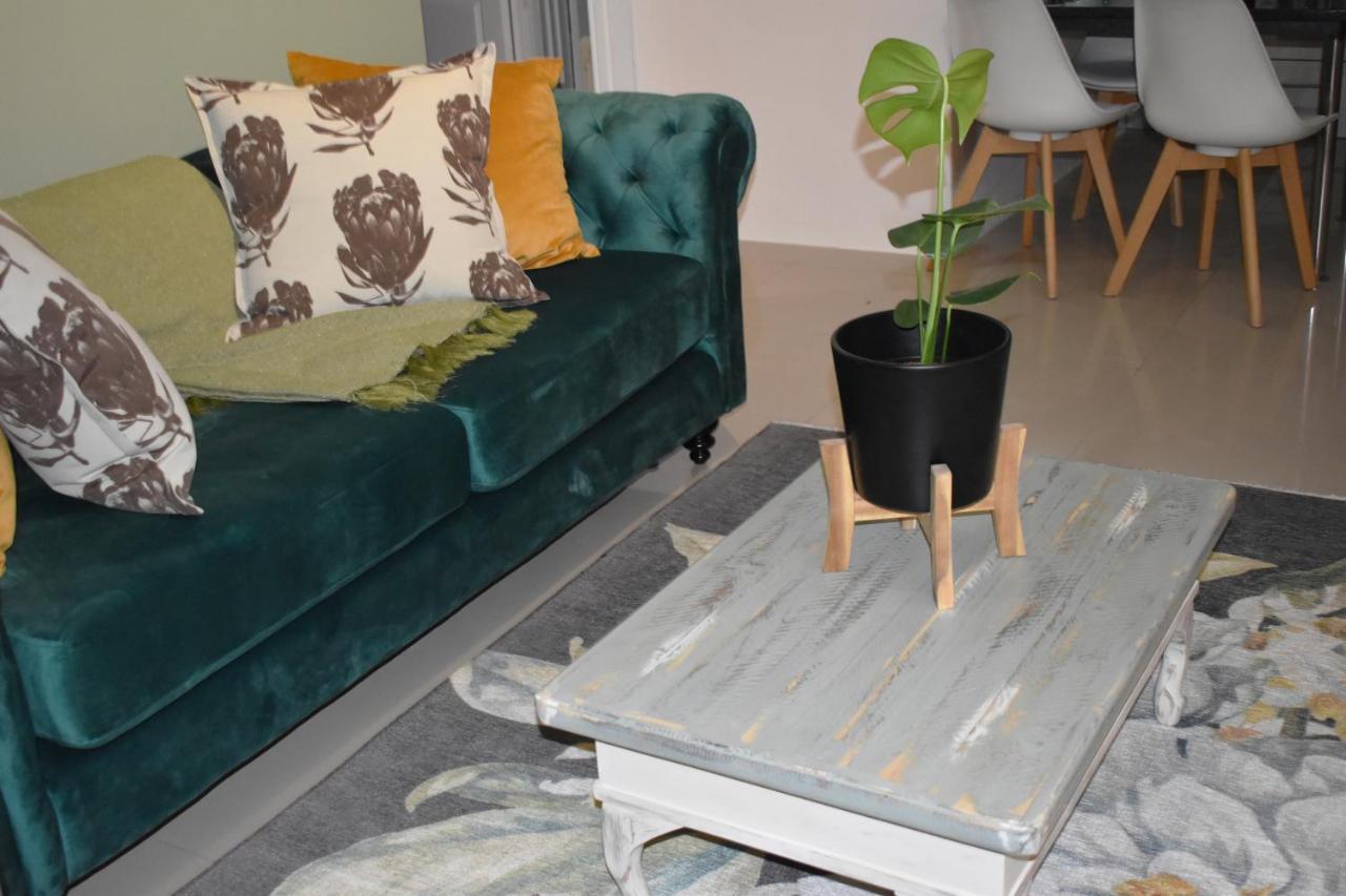 The Botanical House Apartment Somerset West Exterior photo